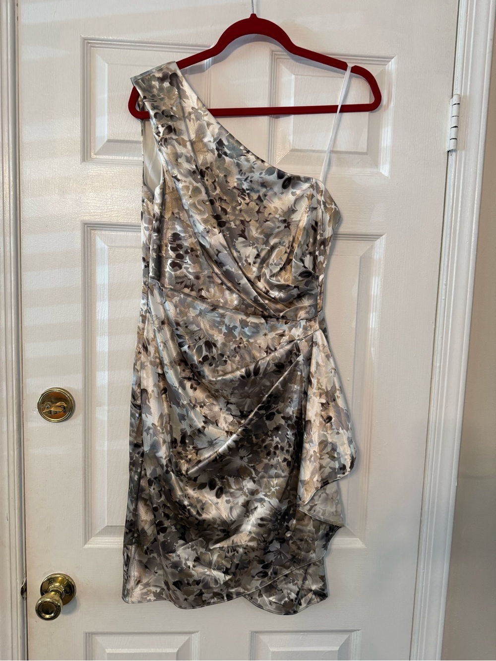 London Style One-Shoulder Floral Satin Dress in Gray and Cream
